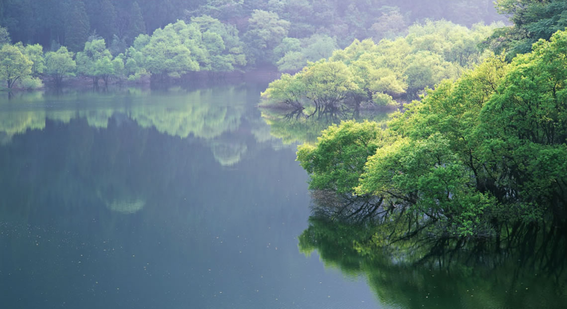 天池碧潭之秀